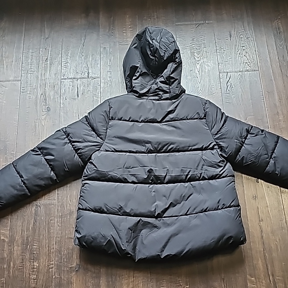 Swiss Tech puffer coat plus size 10/12 black gently used - Picture 2 of 2